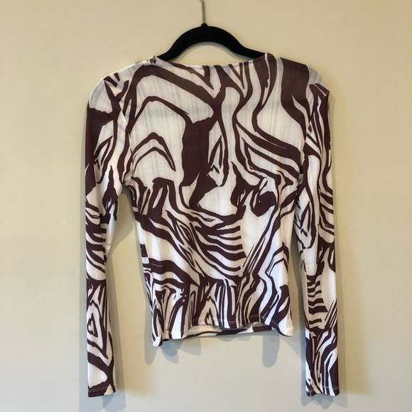 Top Shop Swirl Top - Picture 1 of 3